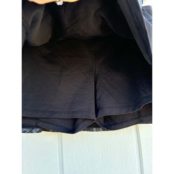 Lululemon Skort, Pickleball Tennis Athletic Skort, Black & Gray‎ - Picture 4 of 7